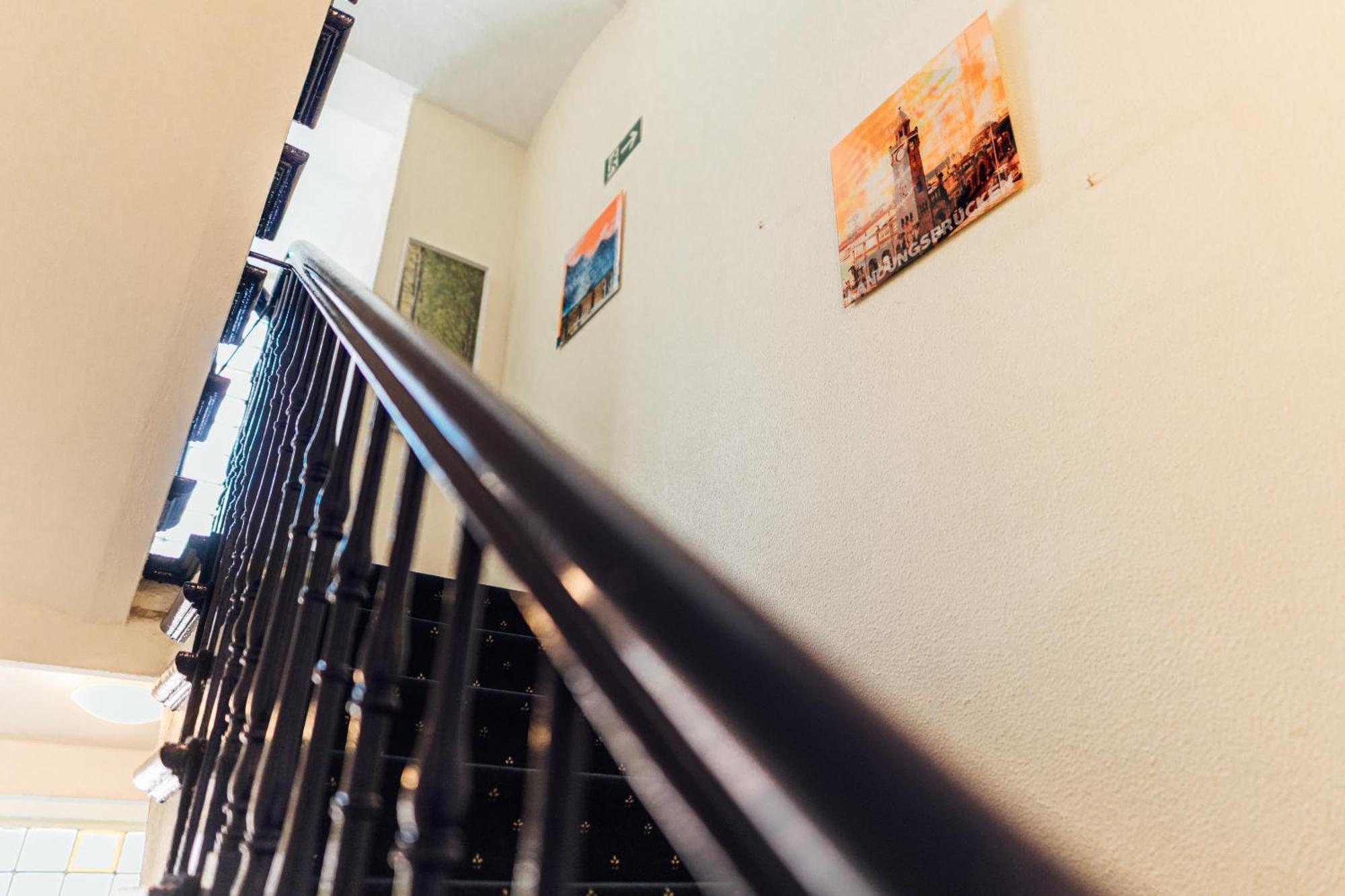 Hotel Commerz Hamburg Eksteriør bilde